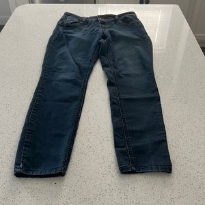Rewind Jeans size 9